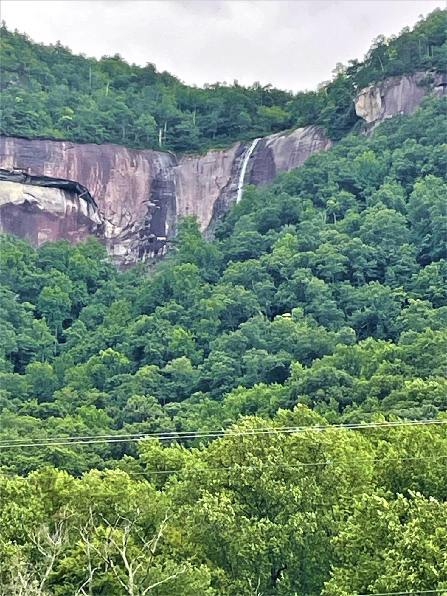 The Evening Shade River Lodge And Cabins Chimney Rock Kültér fotó